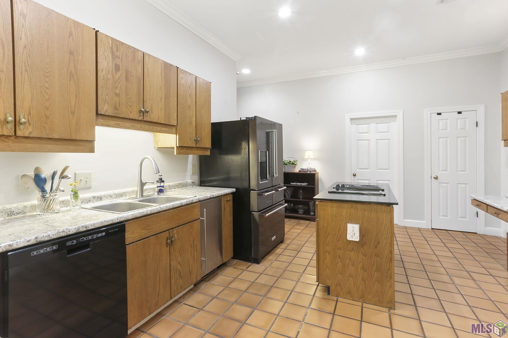 8311 Oakbrook Drive St. George, LA 70810 - Photo 10 of 19