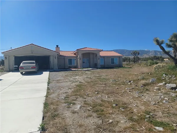 $470,000 | 445 Solano Road, Pinon Hills, CA 92372