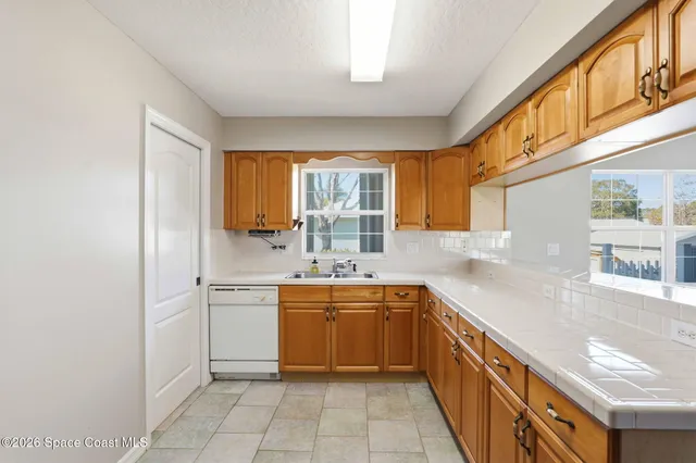 $449,999 | 4990 White Heron Lane, Melbourne, FL 32934