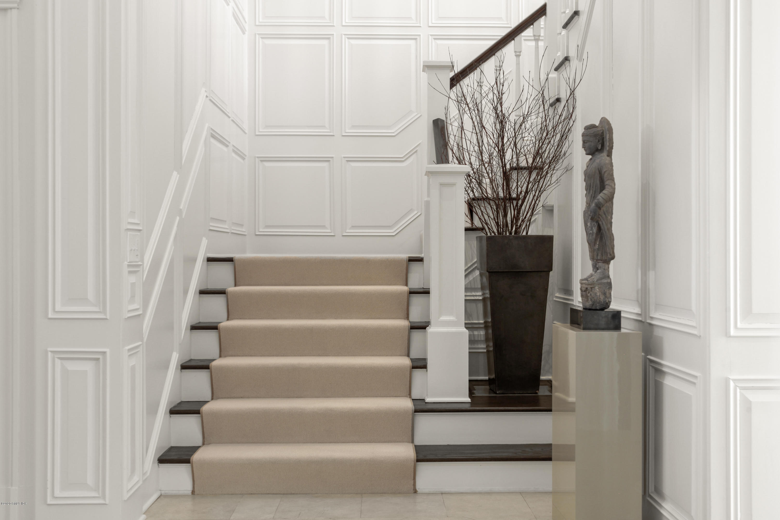 477 North Street Greenwich, CT 06830 - Photo 3 of 22 477 North Street Greenwich CT-print-008-