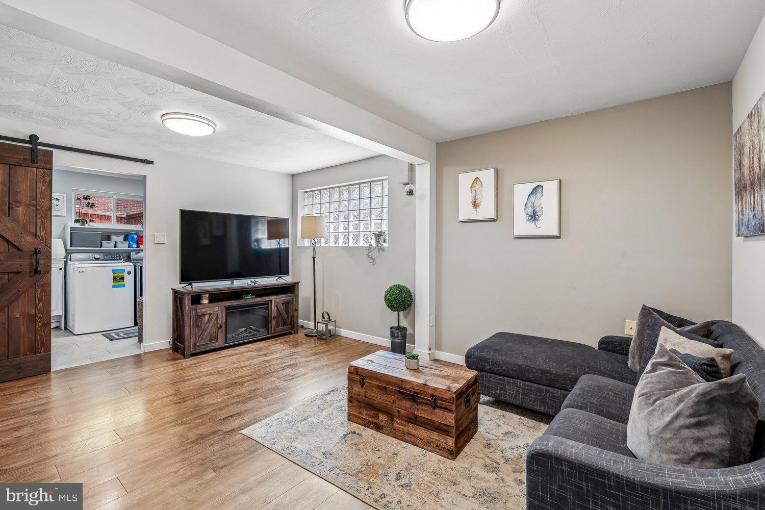 716 Carter Road Rockville, MD 20852 - Photo 27 of 55 Family Room