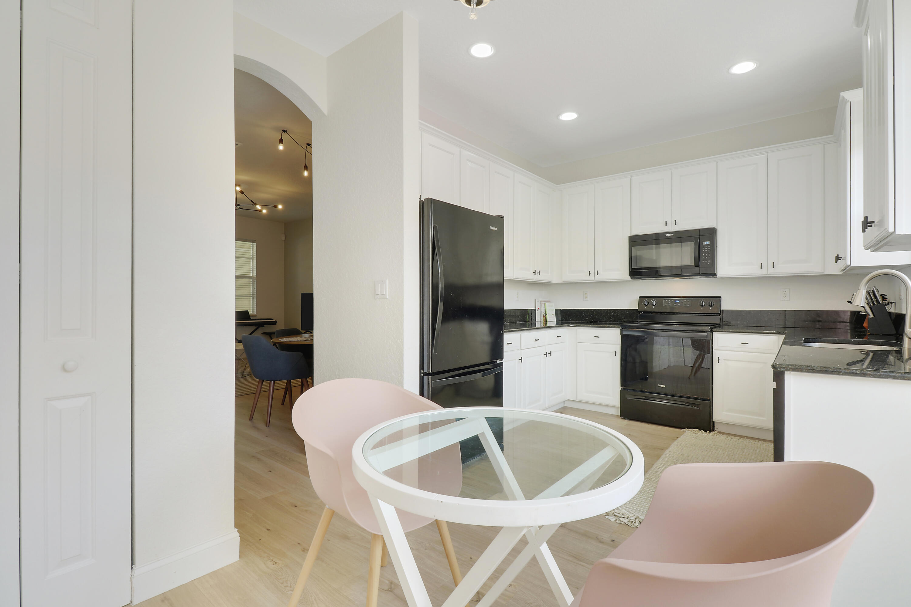 151 Mulligan Place Jupiter, FL 33458 - Photo 12 of 23 Kitchen/Eat-in Dining