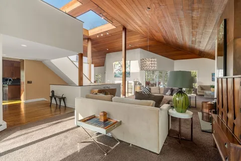 $1,399,000 | 15 Wildwood Drive, Sherborn, MA 01770