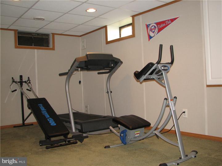 309 Parry Road Cinnaminson, NJ 08077 - Photo 16 of 25 View