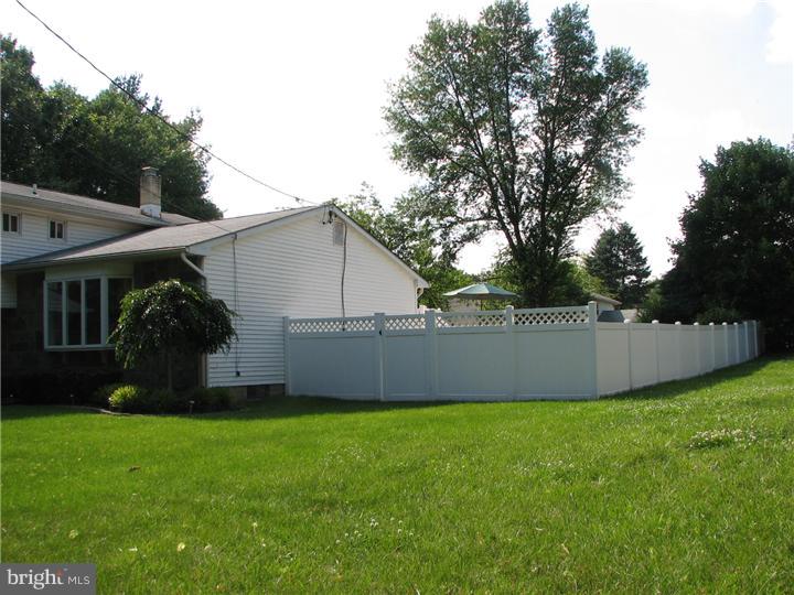 309 Parry Road Cinnaminson, NJ 08077 - Photo 19 of 25 Exterior Side