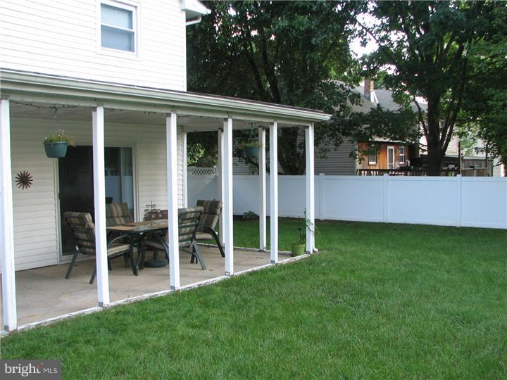 309 Parry Road Cinnaminson, NJ 08077 - Photo 23 of 25 Patio