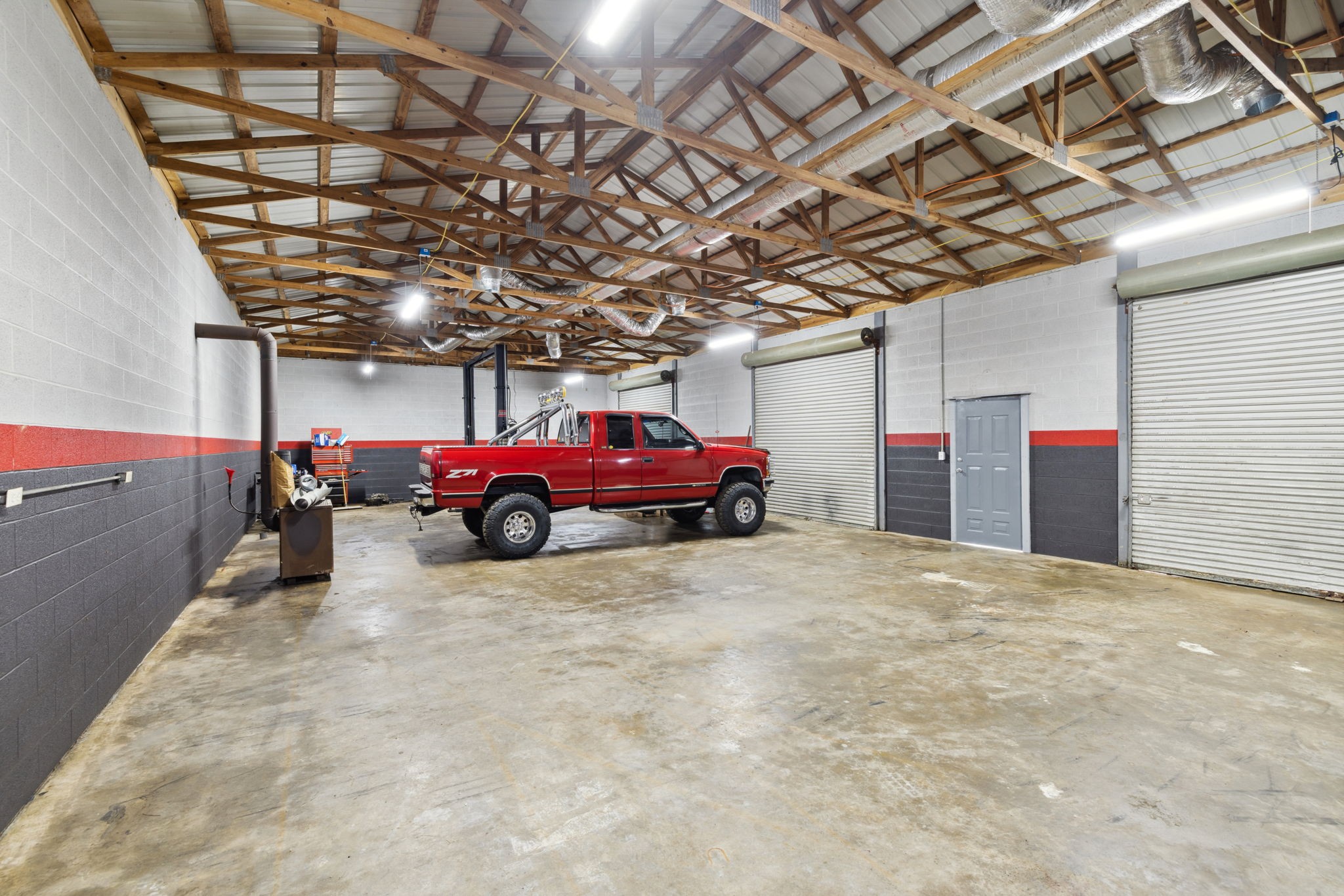 500 Brown Road Bon Aqua, TN 37025 - Photo 26 of 35 a view of a car parking garage