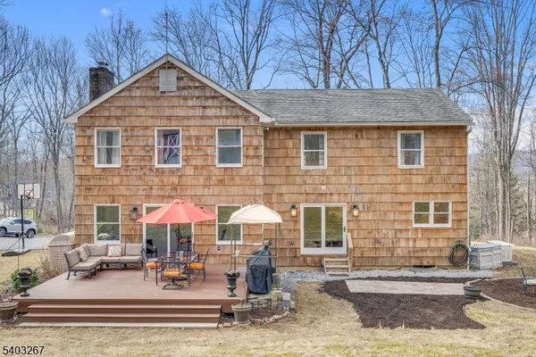 $675,000 | 158 Kings Highway, Hackettstown, NJ 07840