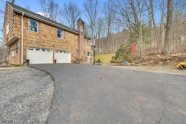 $675,000 | 158 Kings Highway, Hackettstown, NJ 07840