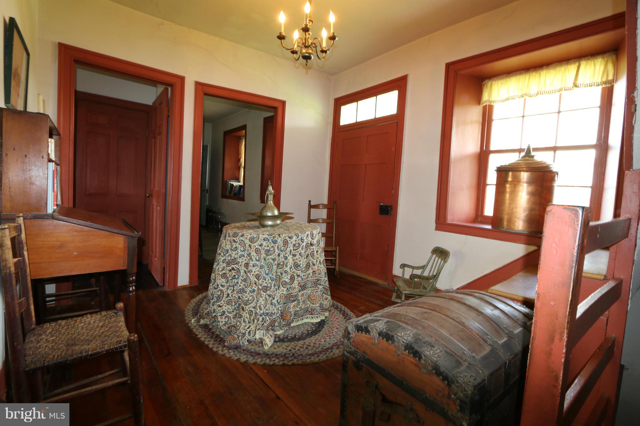 7608 University Road Boonsboro, MD 21713 - Photo 20 of 30 Interior (General)