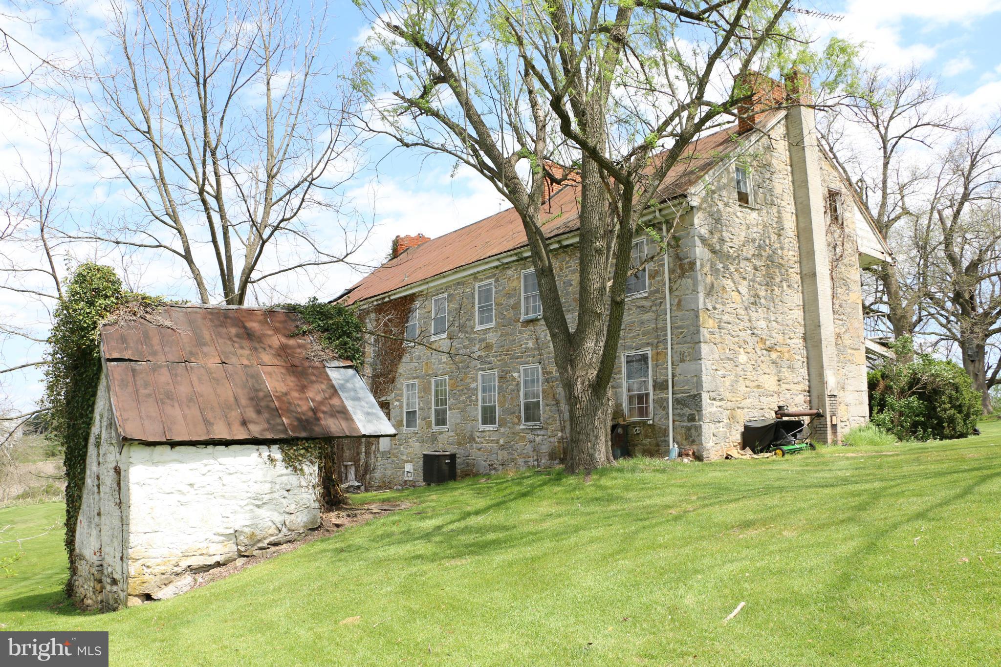 7608 University Road Boonsboro, MD 21713 - Photo 29 of 30 Exterior (Rear)