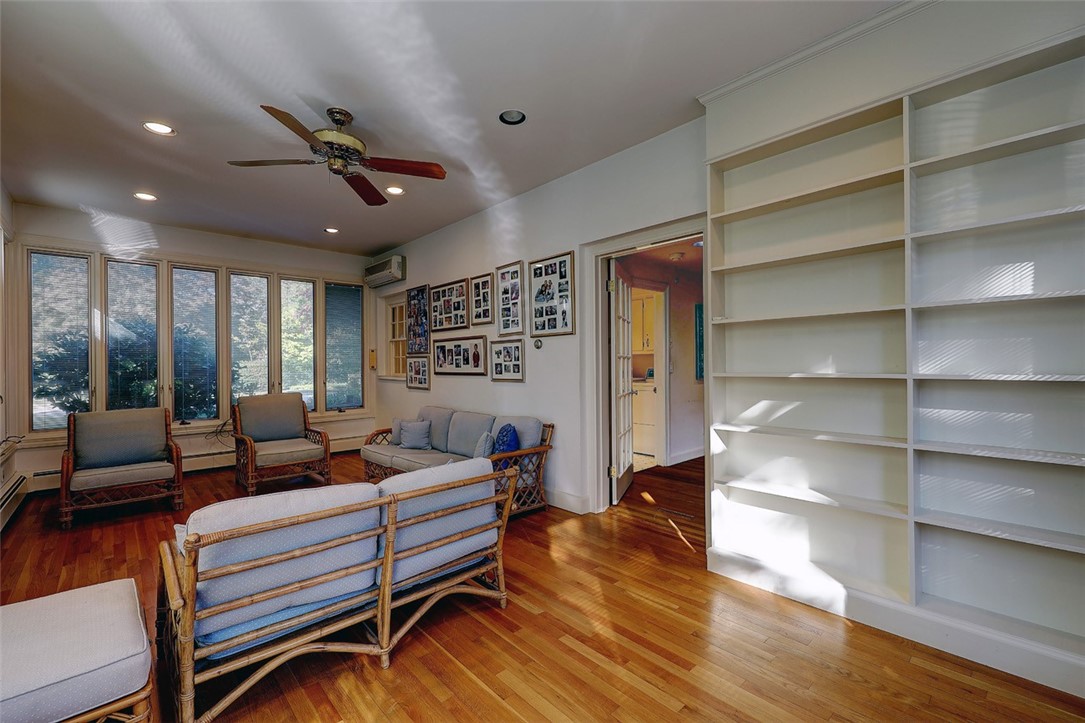 21 Harwich Road Providence, RI 02906 - Photo 20 of 50 Gallery Image 20