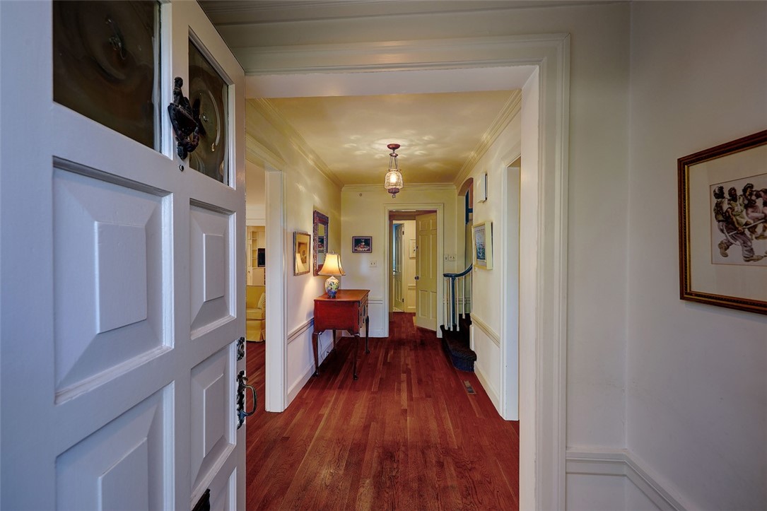21 Harwich Road Providence, RI 02906 - Photo 2 of 50 Gallery Image 2