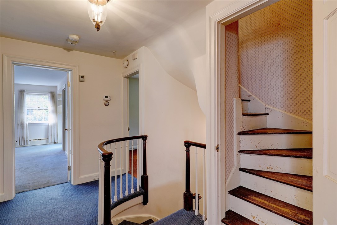 21 Harwich Road Providence, RI 02906 - Photo 38 of 50 Gallery Image 38