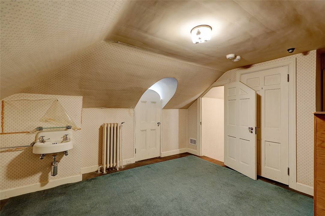 21 Harwich Road Providence, RI 02906 - Photo 39 of 50 Gallery Image 39