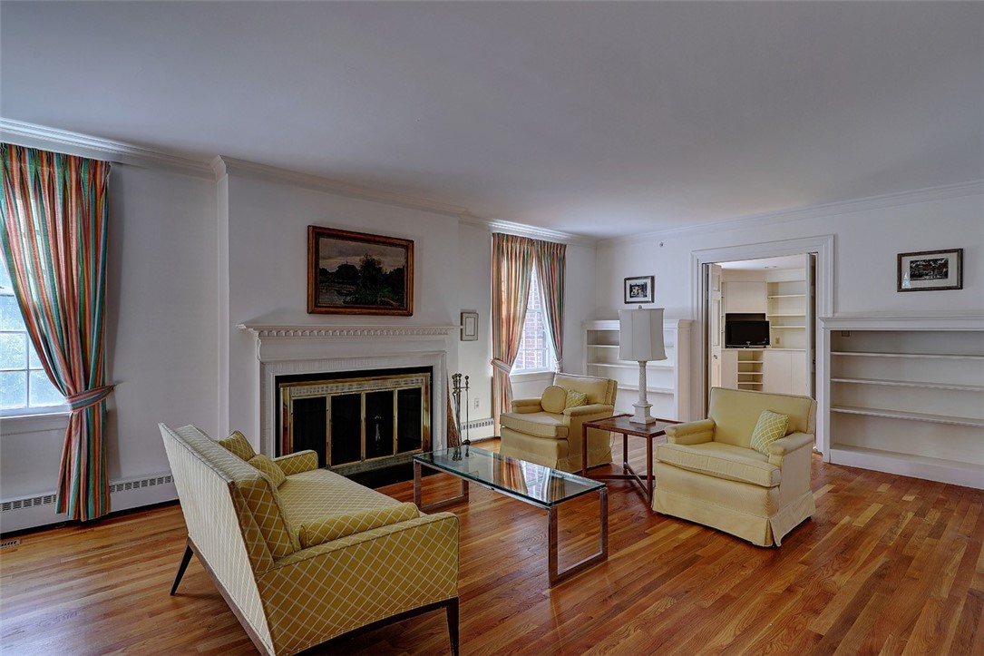 21 Harwich Road Providence, RI 02906 - Photo 4 of 50 Gallery Image 4