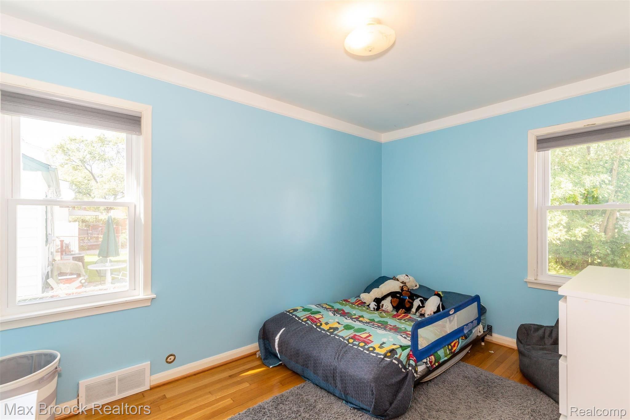 1850 Columbia Road Berkley, MI 48072 - Photo 18 of 28 Bedroom 2