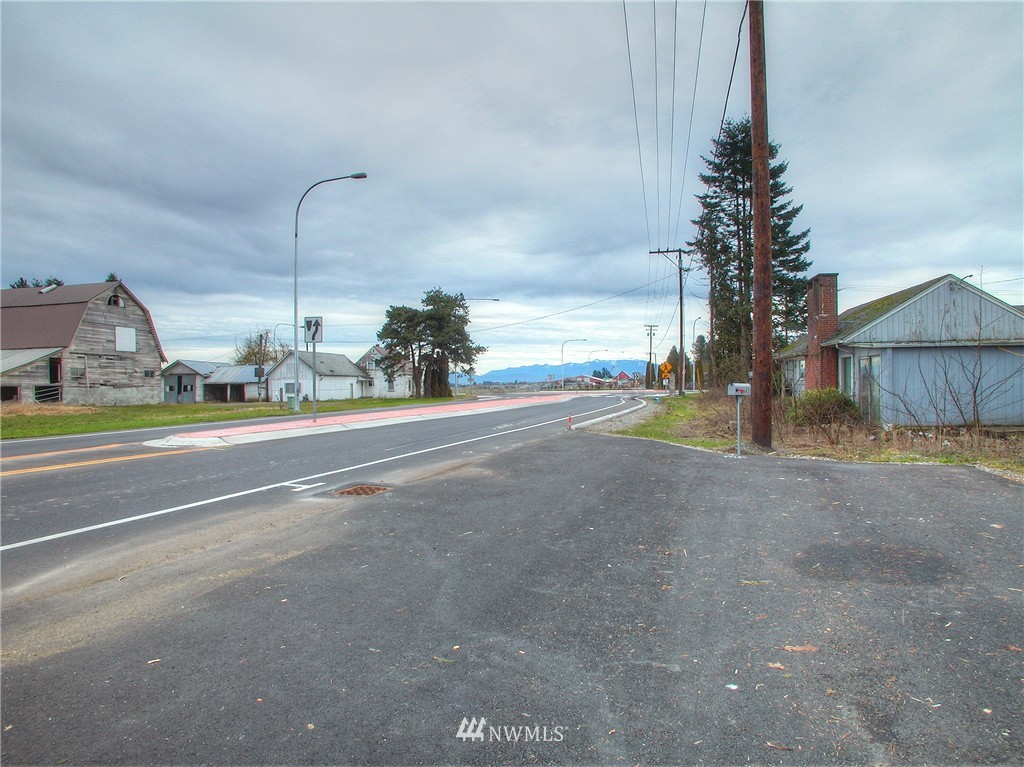 8896 Depot Road Lynden, WA 98264 - Photo 5 of 11