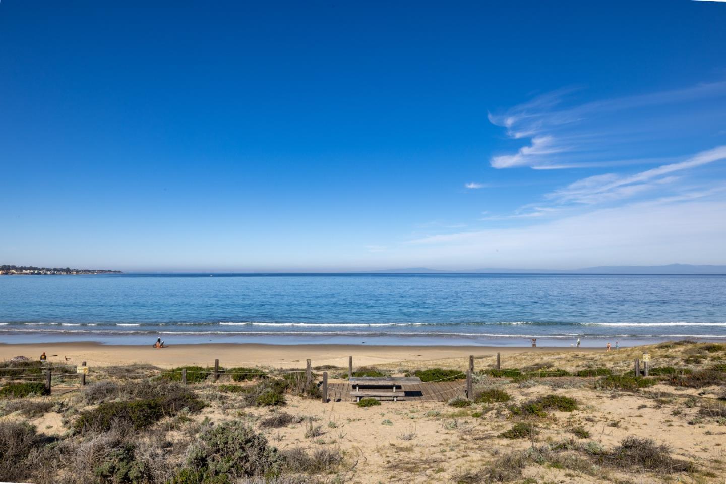 125 Surf Way, Unit 305 Monterey, CA 93940 - Photo 3 of 27 a view of an ocean beach