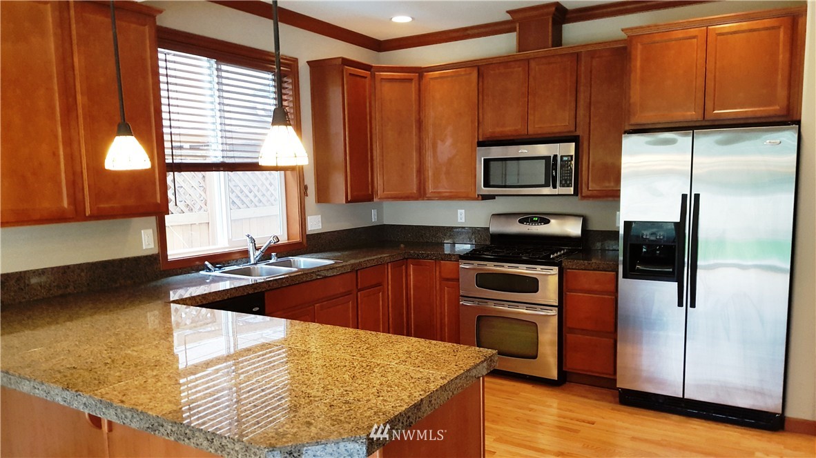 102 182nd Place Southwest, Unit A Bothell, WA 98012 - Photo 5 of 25