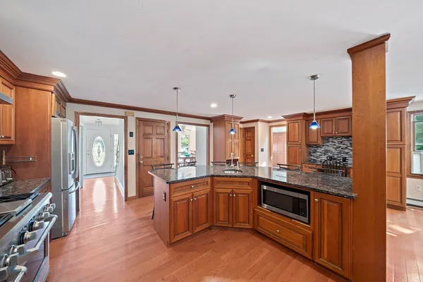 $950,000 | 91 Winslow Street, Marshfield, MA 02050
