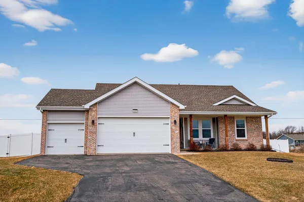 $399,900 | 11419 North Shoes Way, Edgerton, WI 53534