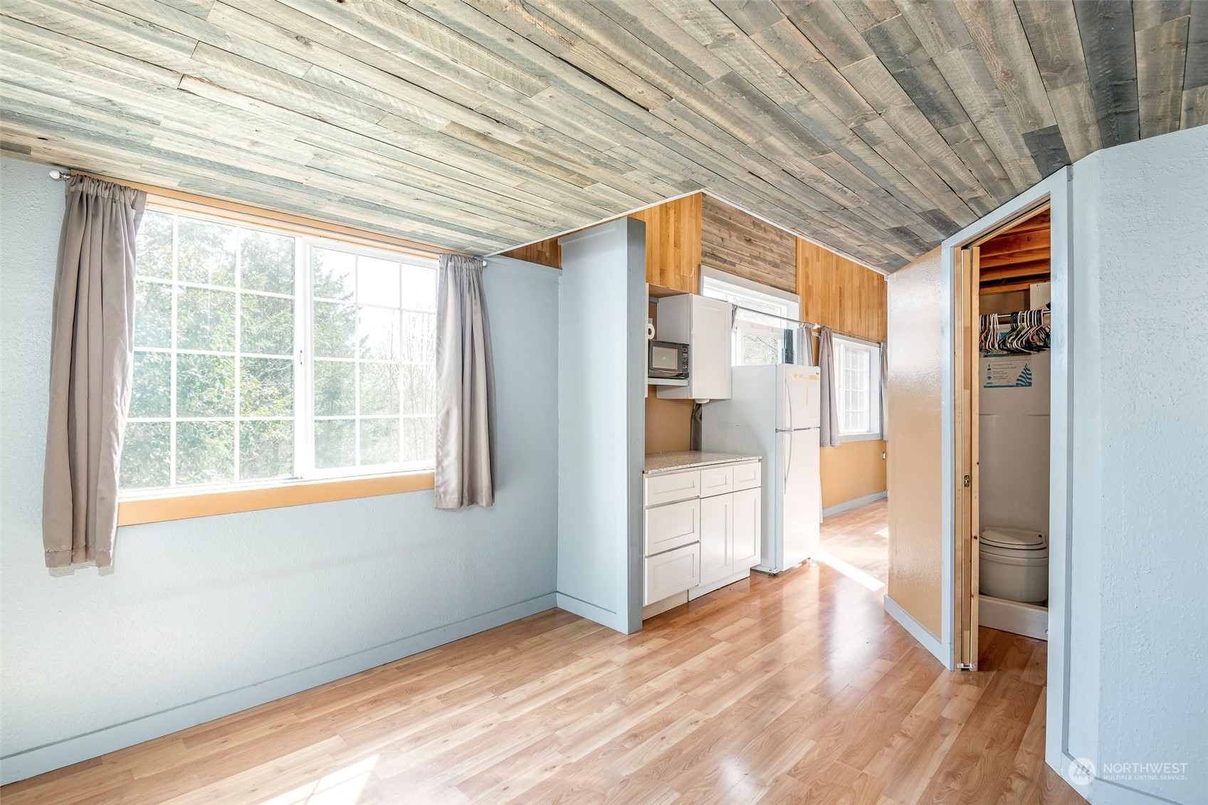 7366 Northeast North Shore Road Belfair, WA 98528 - Photo 12 of 39 Gallery Image 12