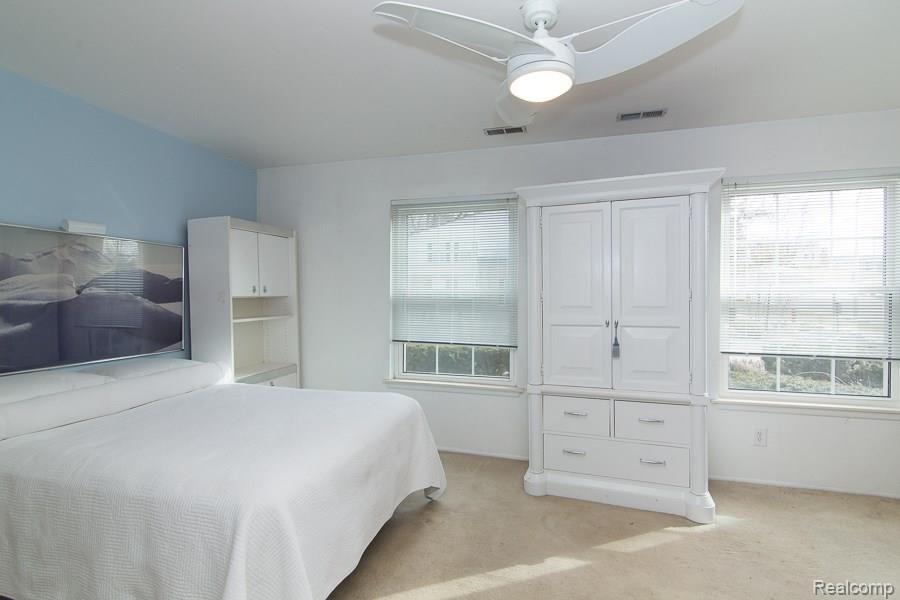 501 West University Drive Rochester, MI 48307 - Photo 13 of 17 Gallery Image 13