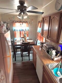 3220 165th Street Hammond, IN 46323 - Photo 6 of 15 240x320