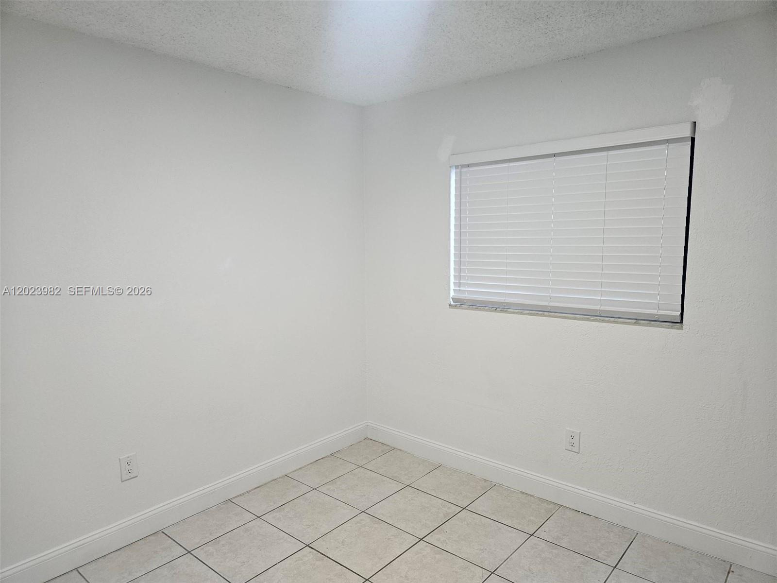 15320 Southwest 305th Street Homestead, FL 33033 - Photo 17 of 28
