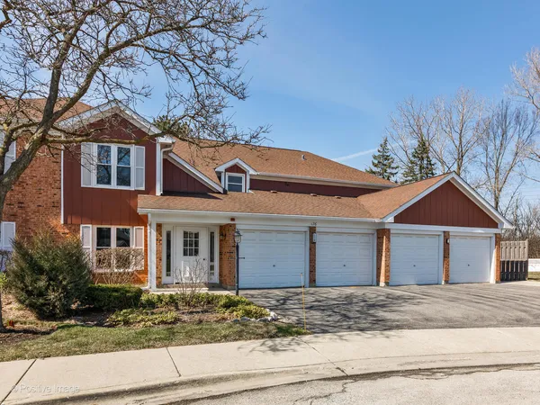 $280,000 | 176 Grove Avenue, Unit C, Des Plaines, IL 60016