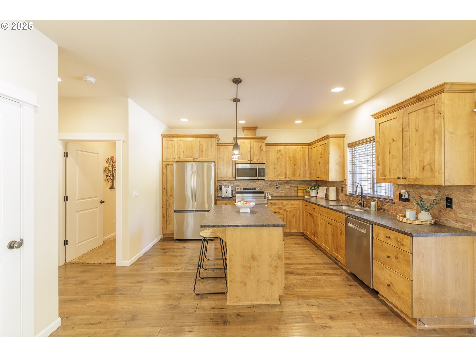 16802 Pony Express Way Bend, OR 97707 - Photo 8 of 37