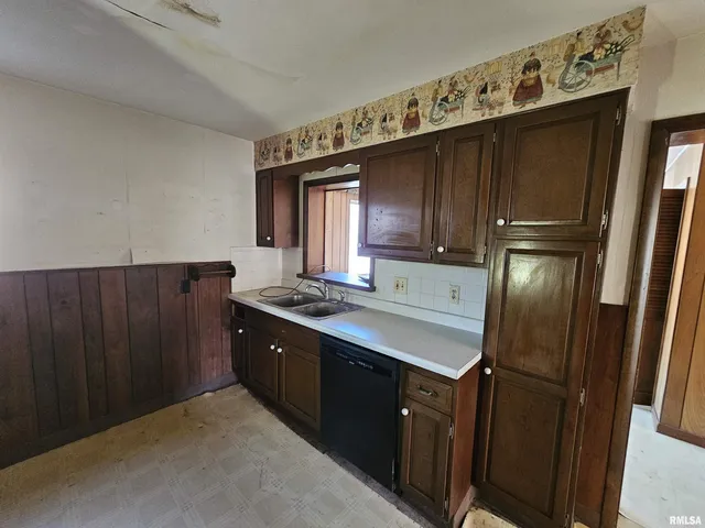 $68,500 | 1604 Salem Road, Mount Vernon, IL 62864