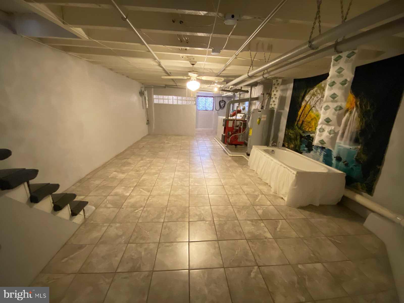538 West Pike Street Philadelphia, PA 19140 - Photo 24 of 34 a view of a storage room