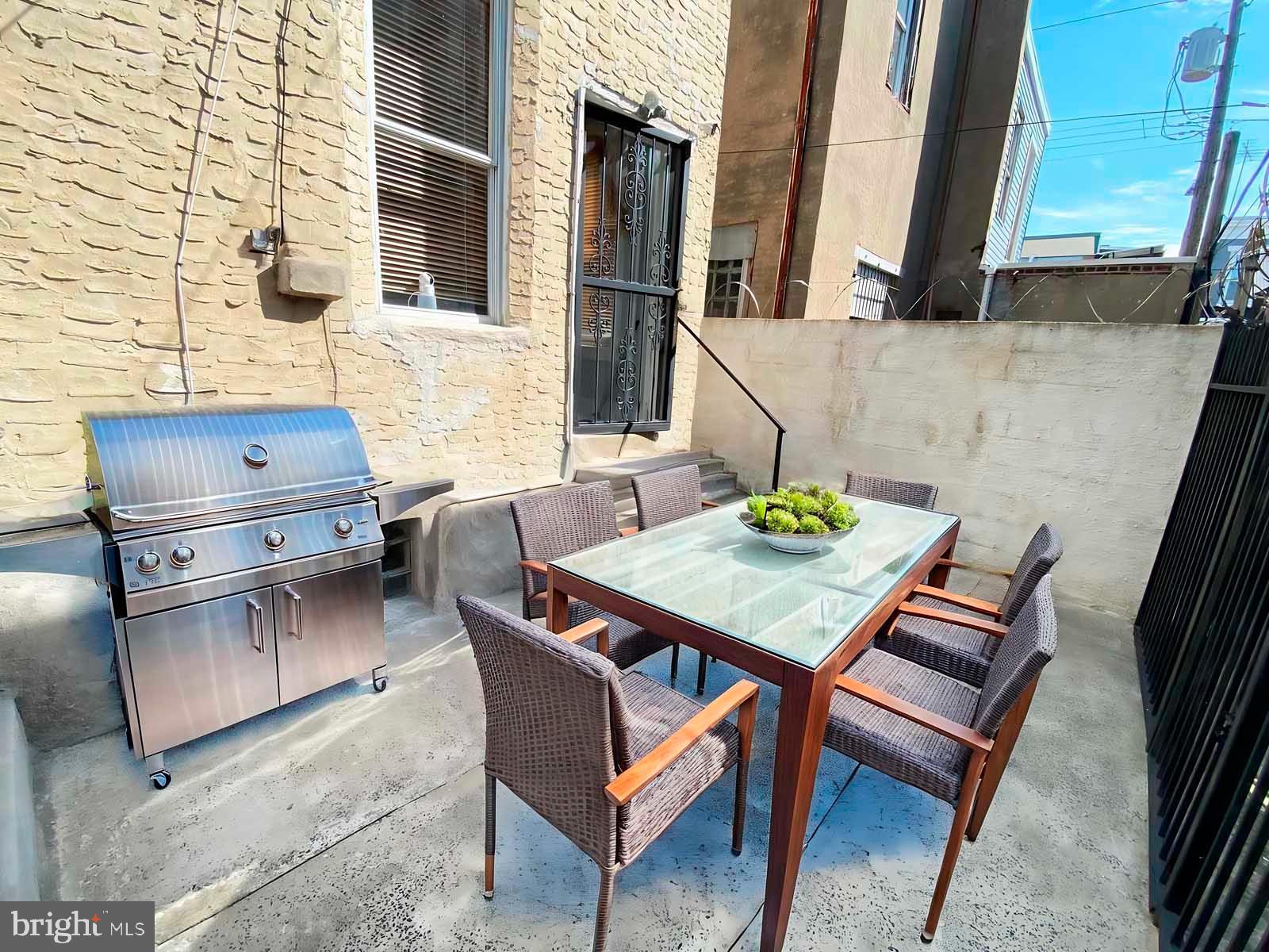 538 West Pike Street Philadelphia, PA 19140 - Photo 29 of 34 an outdoor space with furniture