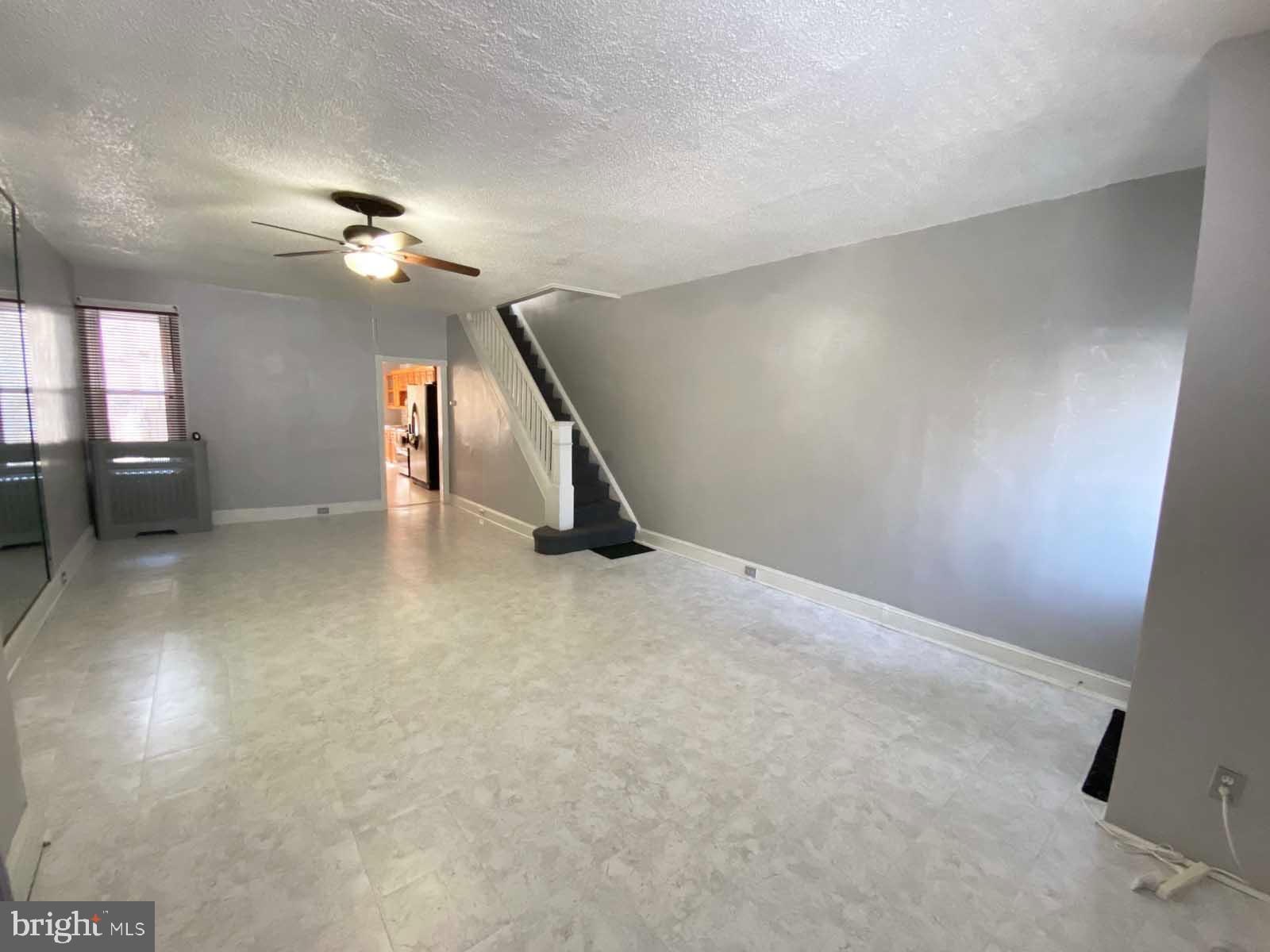538 West Pike Street Philadelphia, PA 19140 - Photo 5 of 34 a view of empty room