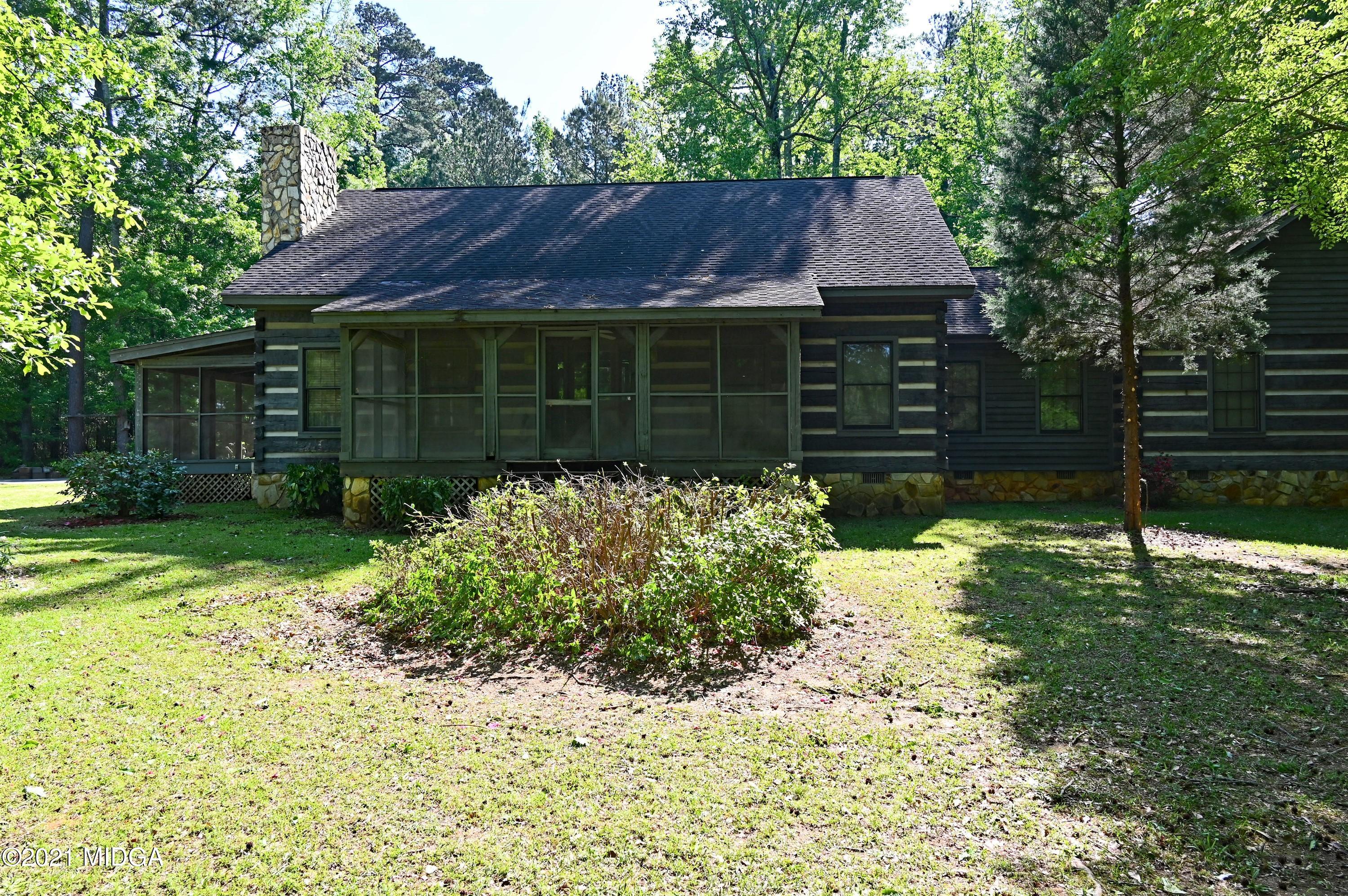 10333 Estes Road Macon, GA 31210 - Photo 13 of 29 a view of small garden