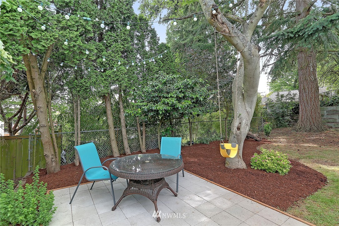 3912 Southwest Austin Street Seattle, WA 98136 - Photo 14 of 17 Gallery Image 14