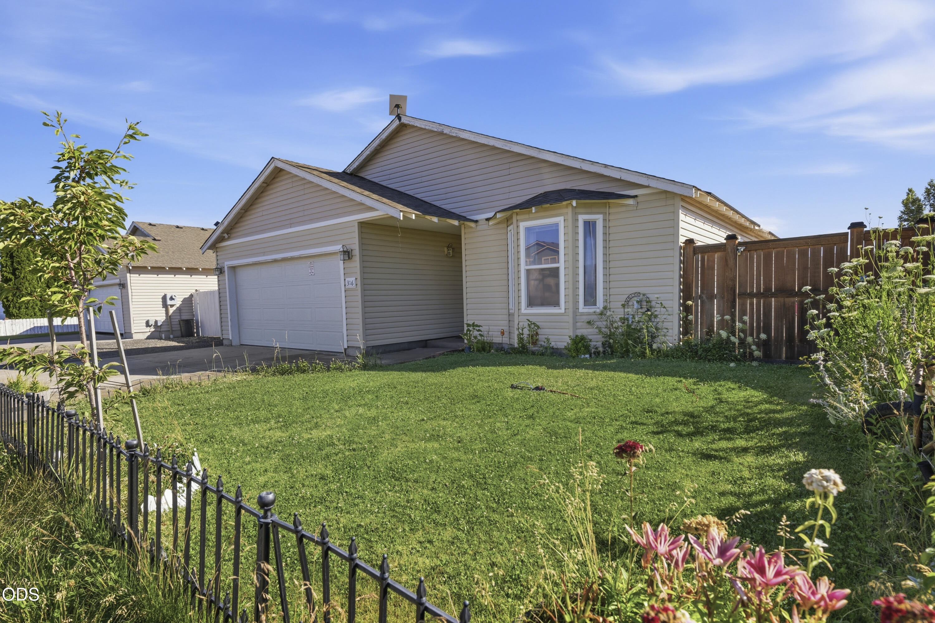 316 Center Ridge Drive Culver, OR 97734 - Photo 1 of 35