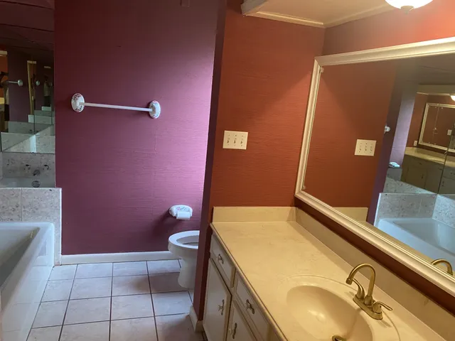 $2,400 | 5 Bendwood Drive, Sugar Land, TX 77478