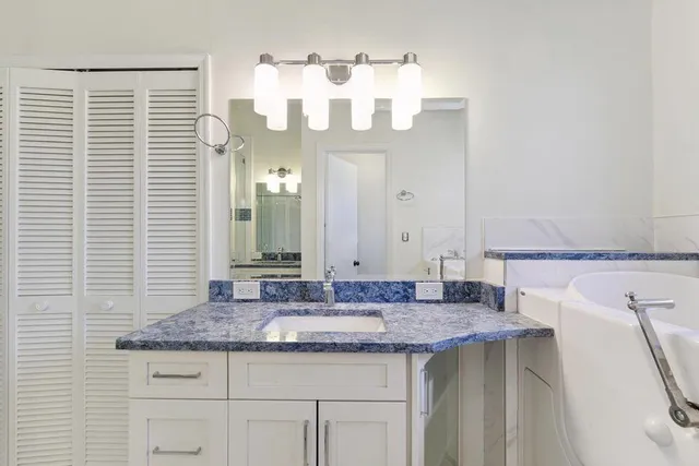 $2,200 | 5942 Parkwalk Circle West, Boynton Beach, FL 33472