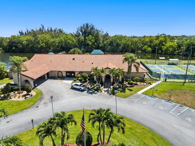 $2,200 | 5942 Parkwalk Circle West, Boynton Beach, FL 33472