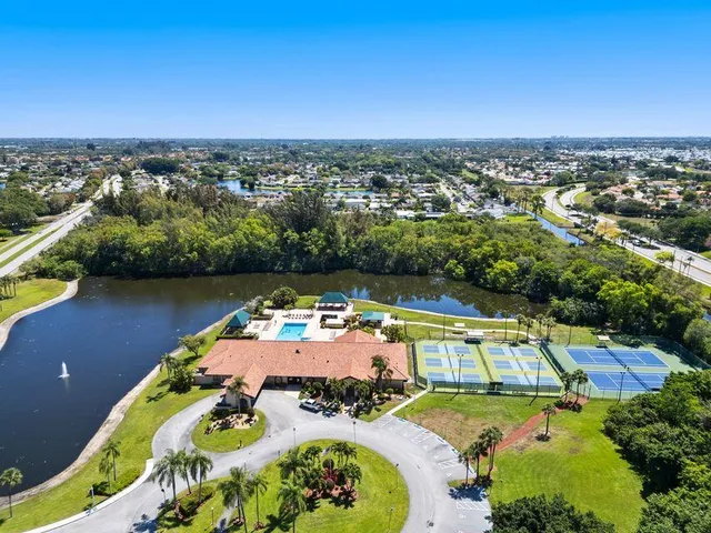 $2,200 | 5942 Parkwalk Circle West, Boynton Beach, FL 33472
