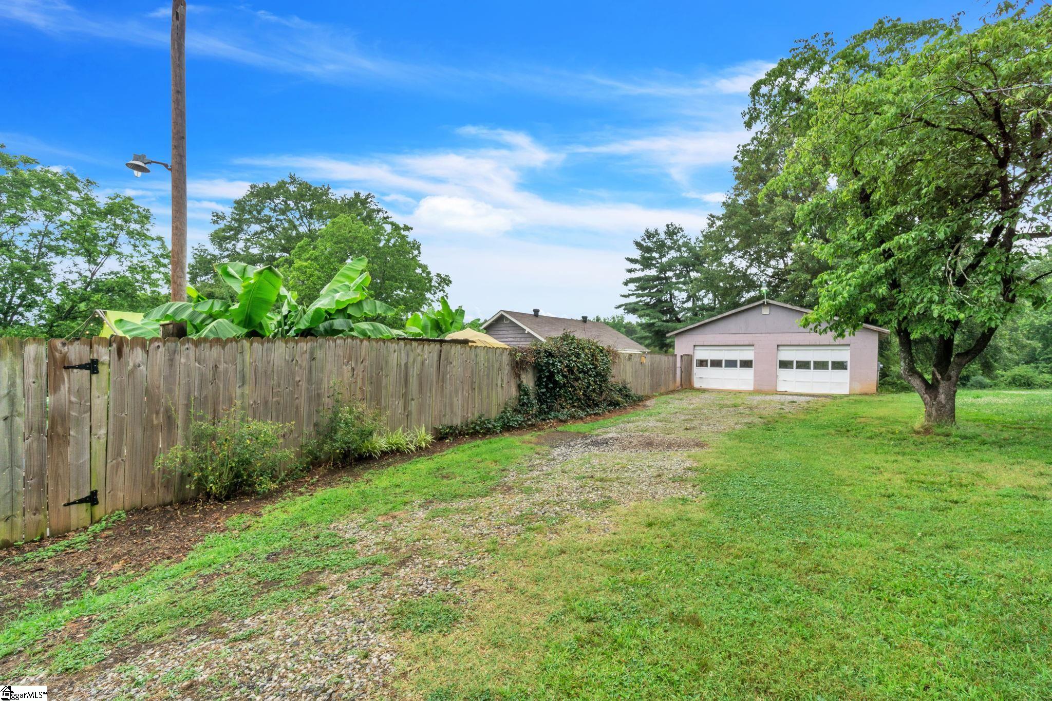 14 South Fairfield Road Greenville, SC 29605 - Photo 22 of 28 Gallery Image 22