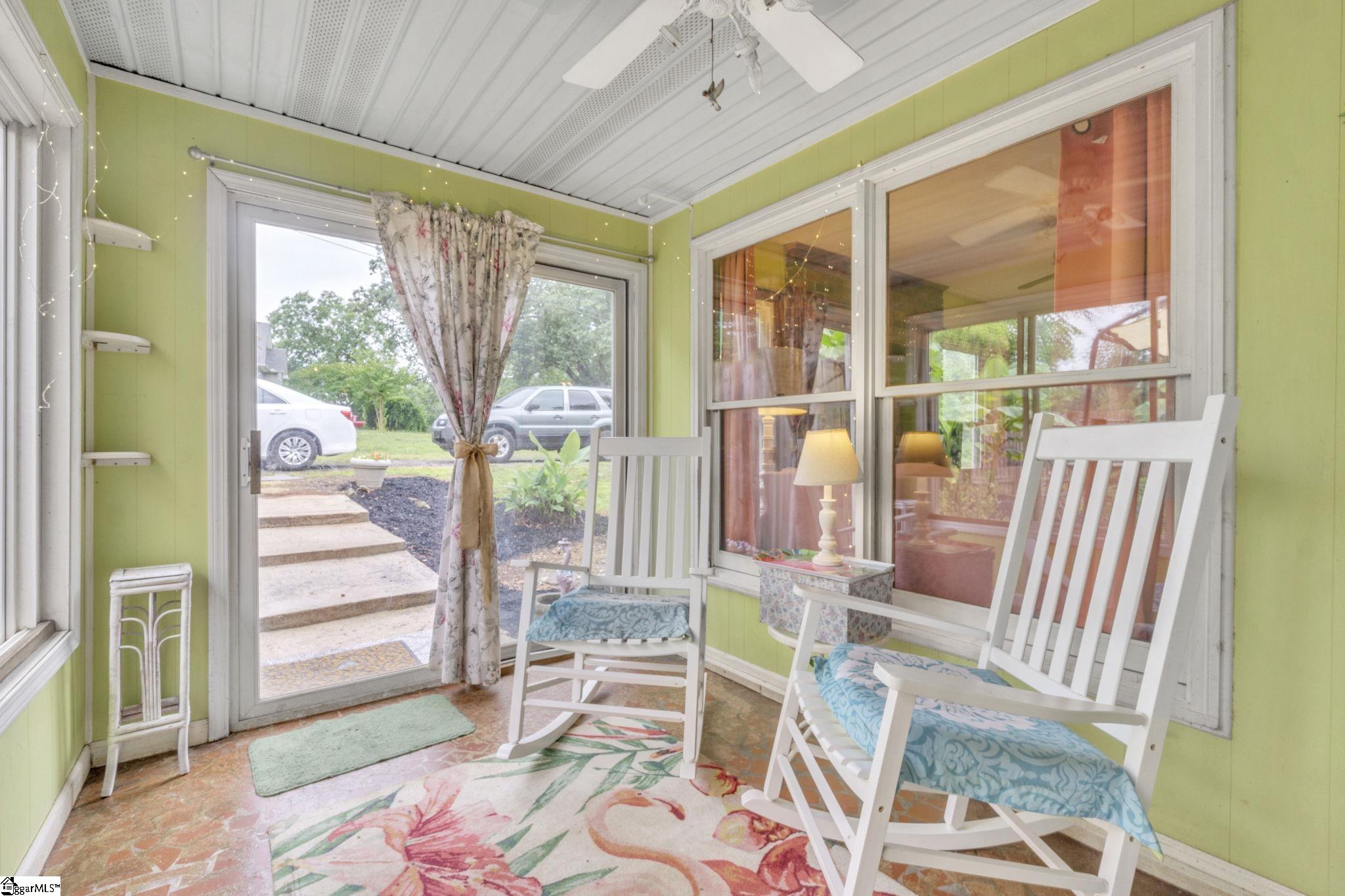 14 South Fairfield Road Greenville, SC 29605 - Photo 9 of 28 Gallery Image 9