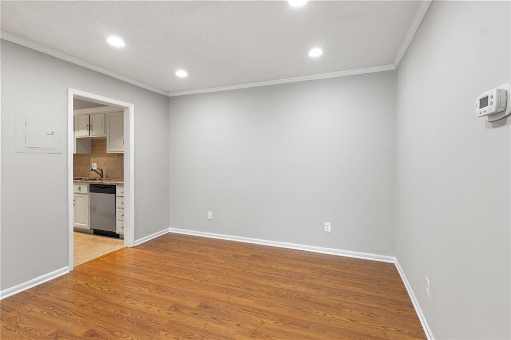 6851 Roswell Road, Unit O28 Atlanta, GA 30328 - Photo 9 of 33