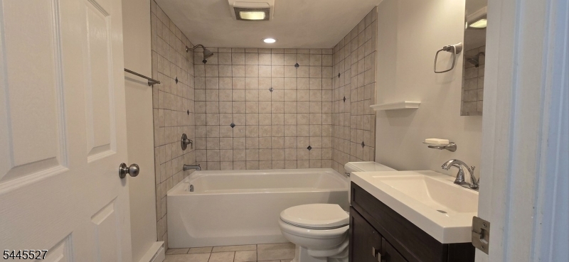 25 Essex Road Wantage, NJ 07461 - Photo 10 of 11