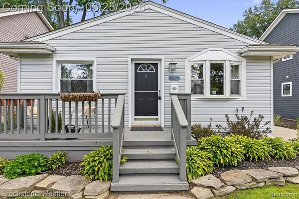 $315,000 | 256 Leroy Avenue, Clawson, MI 48017