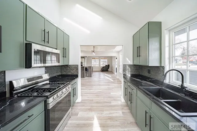 $350,000 | 494 11th Street, Idaho Falls, ID 83404