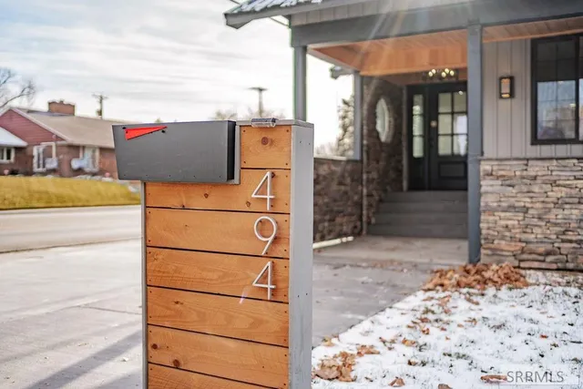 $350,000 | 494 11th Street, Idaho Falls, ID 83404